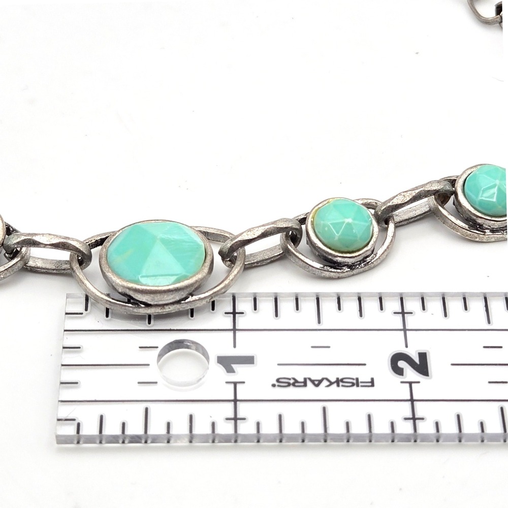 Karma Bella Silver Tone Link Green Faceted Glass Necklace Adjustable 18" to 20" - Picture 6 of 6